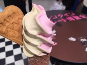 阪急うめだ本店　バレンタインチョコレート博覧会　ソフトクリーム